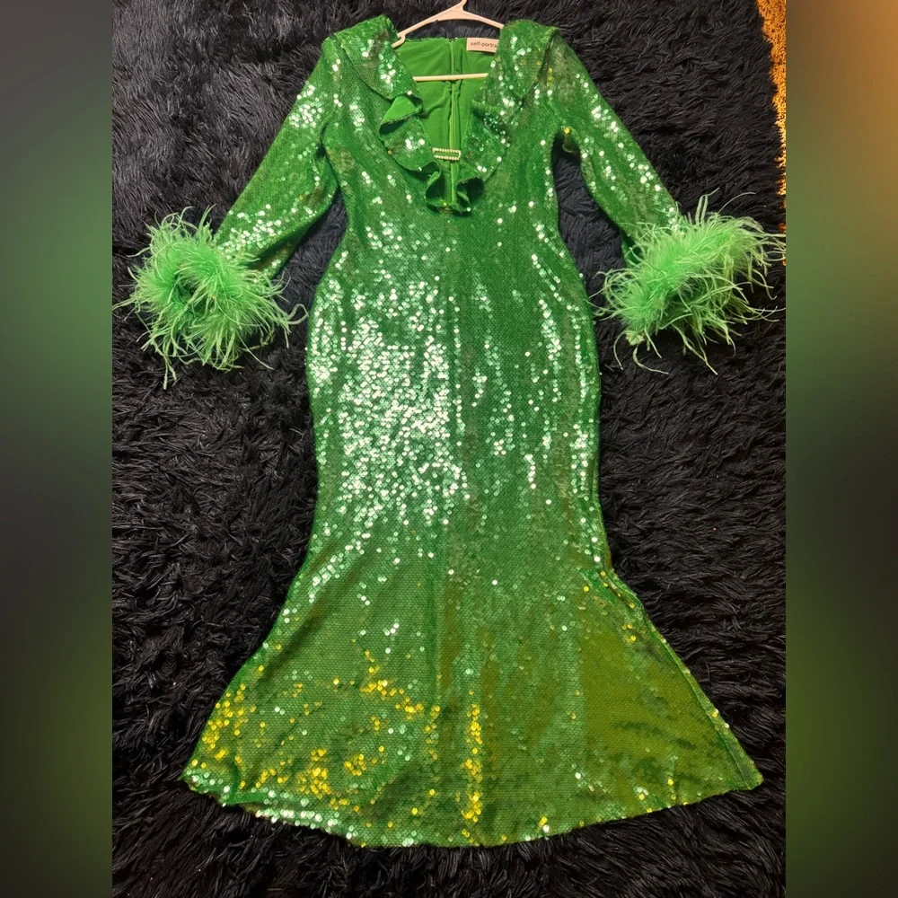 NWOT Self-Portrait Feather-Trimmed Sequined Midi Dress. Size  8 - Picture 11 of 16